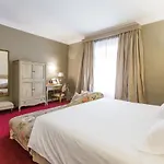 호텔 칼튼 5*