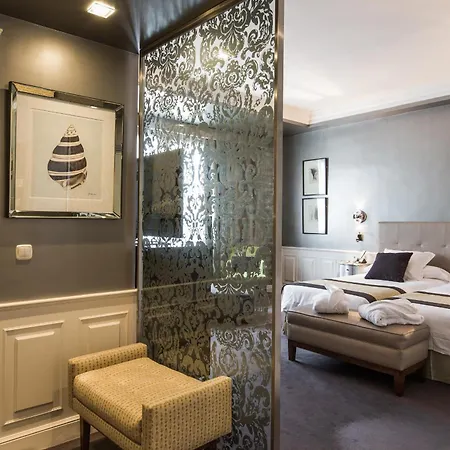 Hotel Carlton