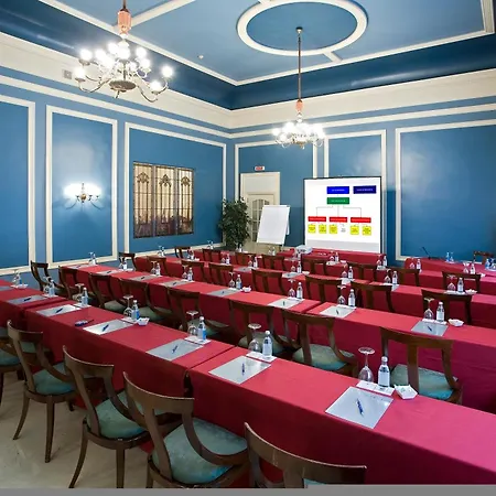 Отель Carlton 5*
