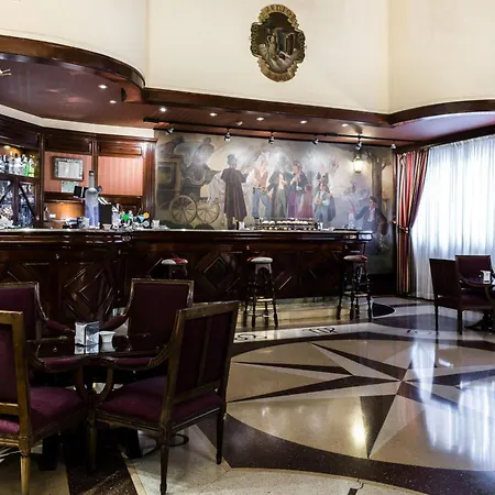 Hotel Carlton 5*